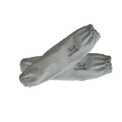 Cette phrase italienne semble contenir des erreurs de frappe ou des mélanges linguistiques. "Manichette in pelle crosta con elas